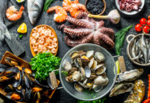 Fraudele din lanțurile globale de aprovizionare cu fructe de mare: un raport FAO arată o problemă extinsă